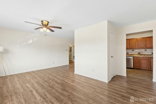 324 Cricket Lane, Woodbridge Proper, NJ 07095