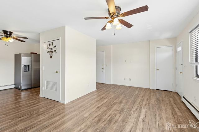 324 Cricket Lane, Woodbridge Proper, NJ 07095