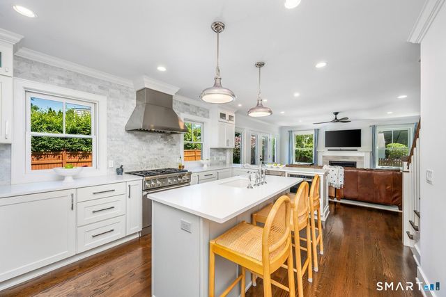 20 Walmsley Road, Darien, CT 06820