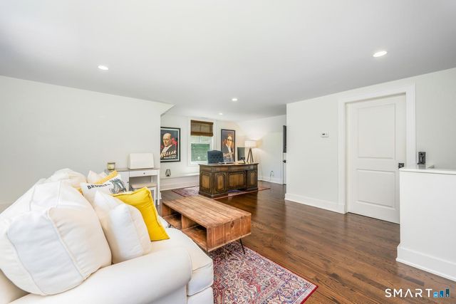 20 Walmsley Road, Darien, CT 06820