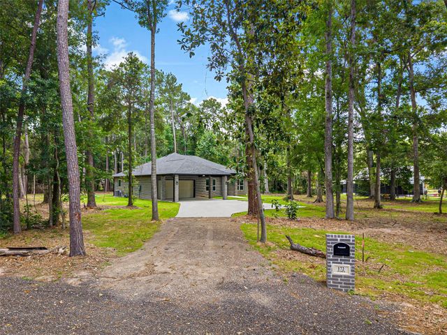 172 County Road 3669 N, Splendora, TX 77372