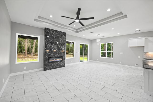 172 County Road 3669 N, Splendora, TX 77372