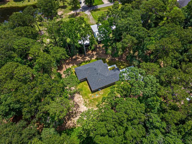 172 County Road 3669 N, Splendora, TX 77372