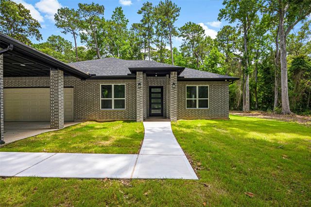 172 County Road 3669 N, Splendora, TX 77372