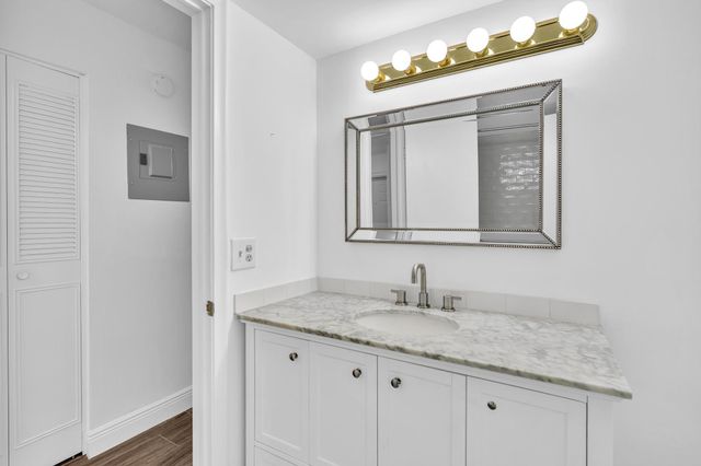 20 Colonial Club Drive 103, Boynton Beach, FL 33435