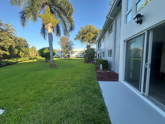20 Colonial Club Drive 103, Boynton Beach, FL 33435