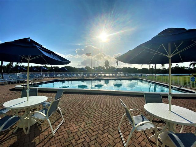 20 Colonial Club Drive 103, Boynton Beach, FL 33435