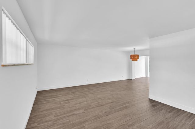 20 Colonial Club Drive 103, Boynton Beach, FL 33435