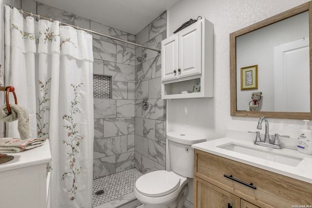 354 Ike, San Antonio, TX 78211