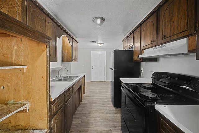 1501 Marydale Avenue, Midwest City, OK 73130