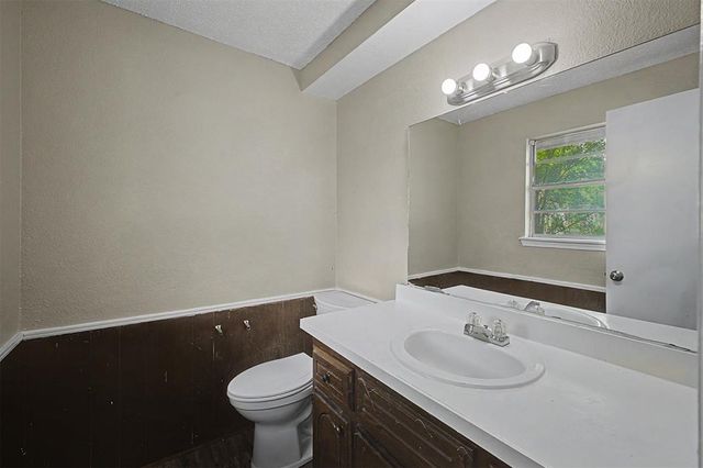 1501 Marydale Avenue, Midwest City, OK 73130