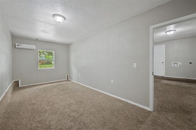 1501 Marydale Avenue, Midwest City, OK 73130