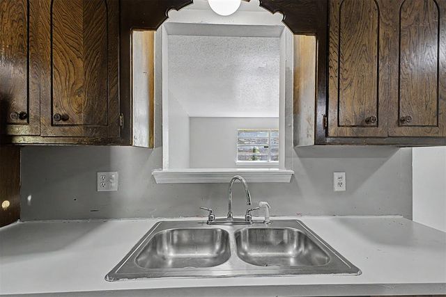 1501 Marydale Avenue, Midwest City, OK 73130
