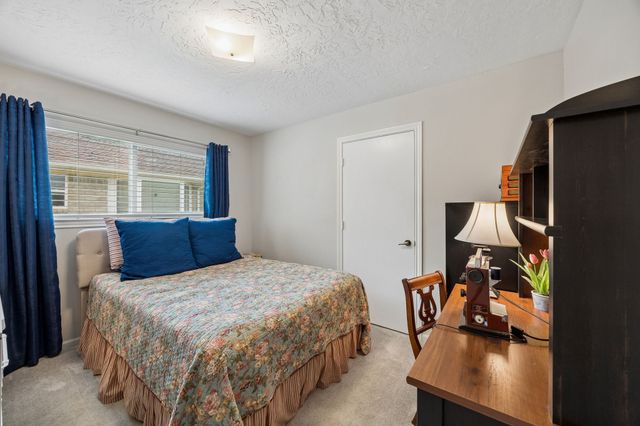 2104 Scarlet Oak Drive, Richardson, TX 75081