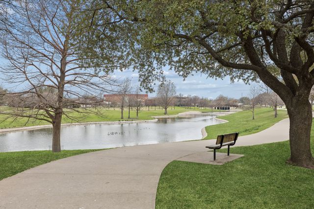 2104 Scarlet Oak Drive, Richardson, TX 75081