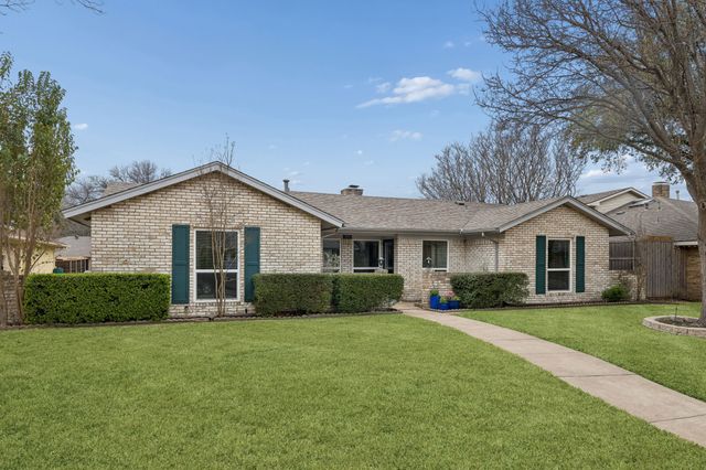 2104 Scarlet Oak Drive, Richardson, TX 75081