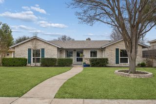 2104 Scarlet Oak Drive, Richardson, TX 75081