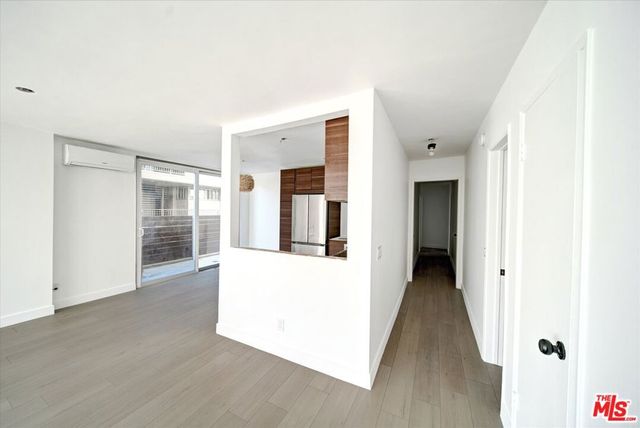 15 Spinnaker Street 101, Marina Del Rey, CA 90292