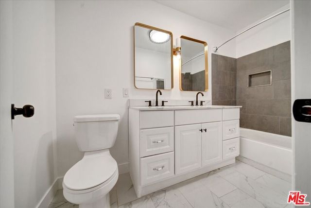 15 Spinnaker Street 101, Marina Del Rey, CA 90292