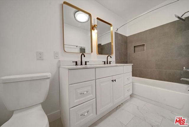 15 Spinnaker Street 101, Marina Del Rey, CA 90292