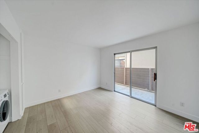 15 Spinnaker Street 101, Marina Del Rey, CA 90292