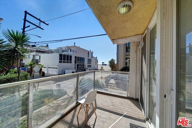 15 Spinnaker Street 101, Marina Del Rey, CA 90292