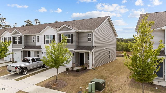 76 March Creek Drive, Fuquay Varina, NC 27526