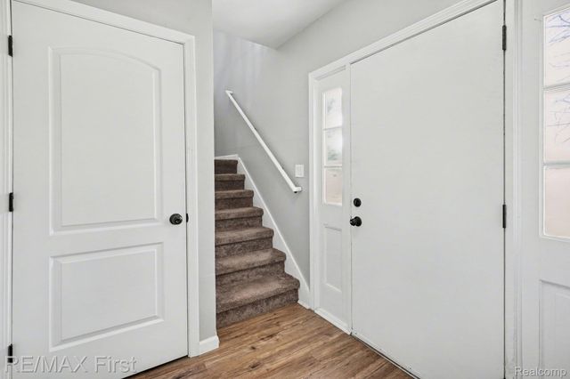 38103 Jefferson Avenue, Harrison Charter Township, MI 48045