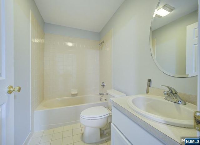 28 Gordon Circle, Par-troy Hills Twp., NJ 07054