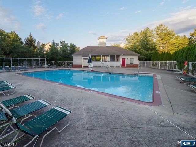 28 Gordon Circle, Par-troy Hills Twp., NJ 07054