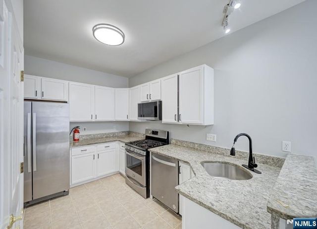 28 Gordon Circle, Par-troy Hills Twp., NJ 07054