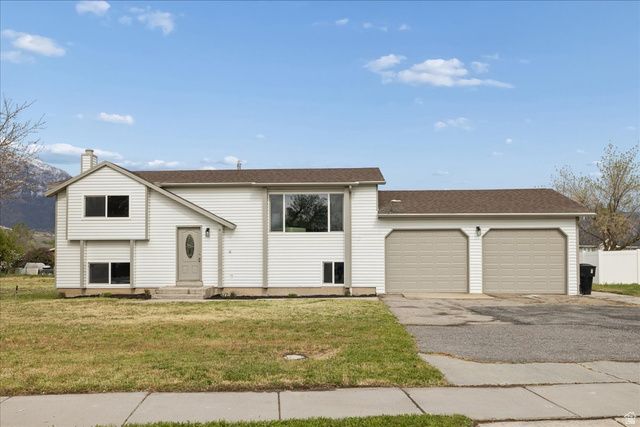 3276 N 2700 W, Farr West, UT 84404