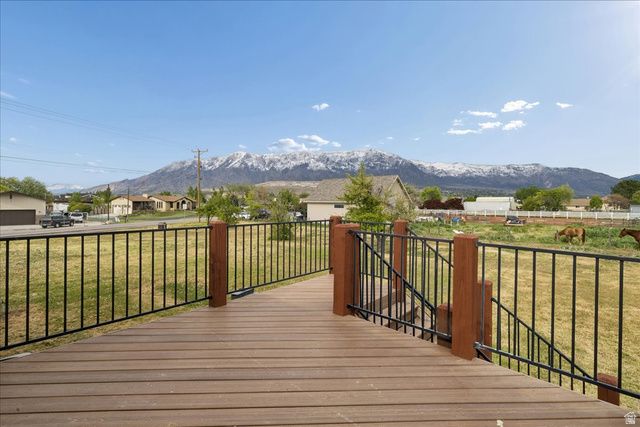 3276 N 2700 W, Farr West, UT 84404