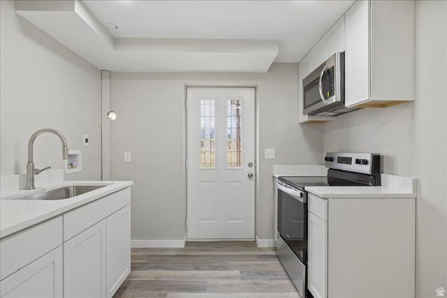 3276 N 2700 W, Farr West, UT 84404