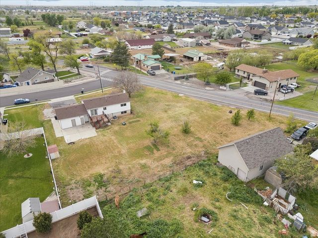 3276 N 2700 W, Farr West, UT 84404