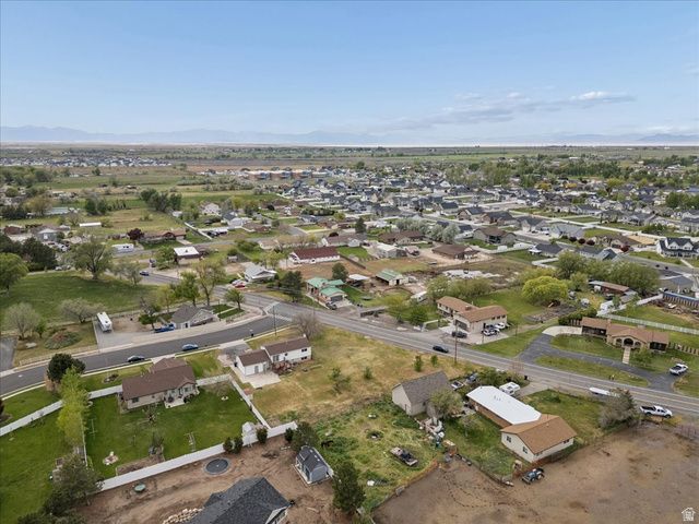 3276 N 2700 W, Farr West, UT 84404