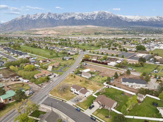 3276 N 2700 W, Farr West, UT 84404