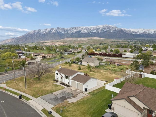3276 N 2700 W, Farr West, UT 84404