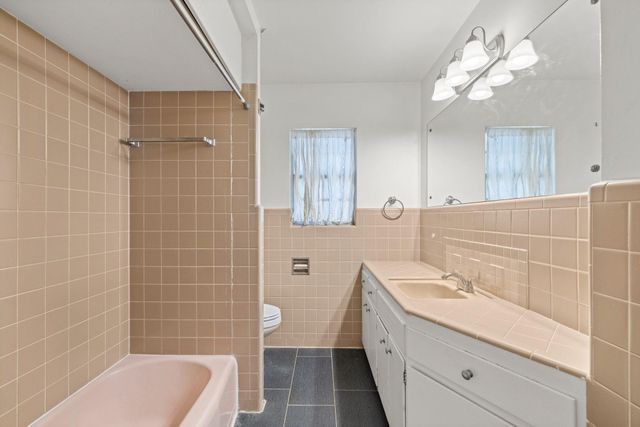 2326 Hartford RD, Austin, TX 78703