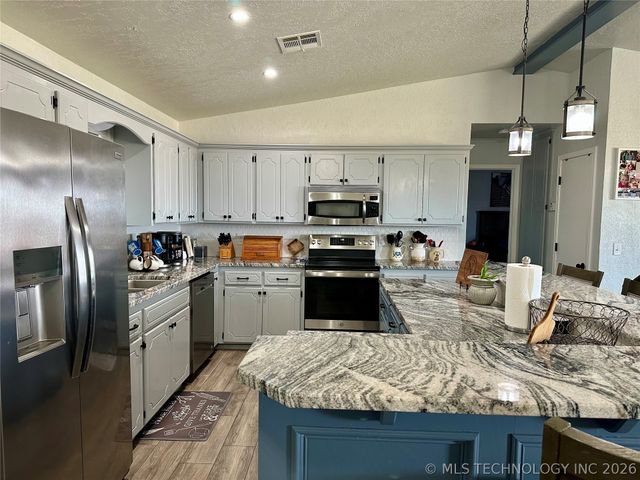 6455 Watson, Sulphur, OK 73086