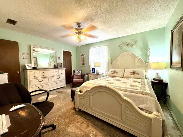 317 N Trail Street, Crowley, TX 76036