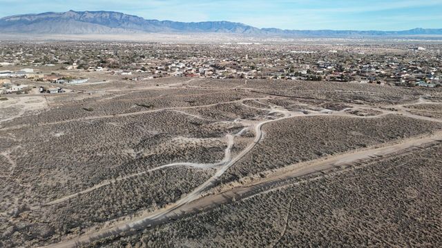 24 8TH Street NE, Rio Rancho, NM 87124