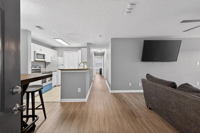 4102 Santa Fe Parkway, Sandy Springs, GA 30350