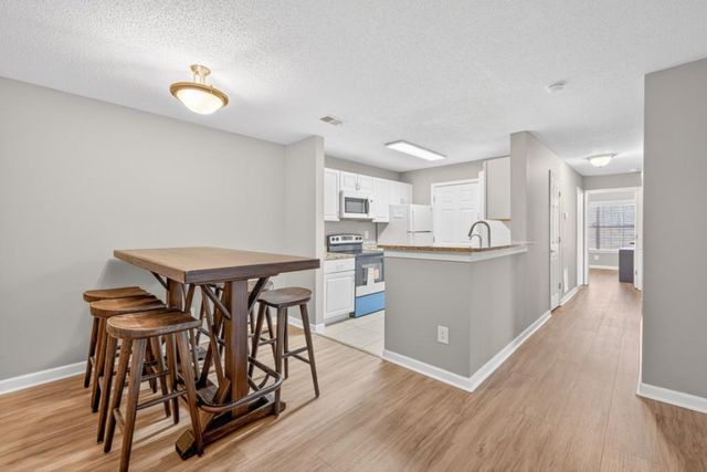 4102 Santa Fe Parkway, Sandy Springs, GA 30350