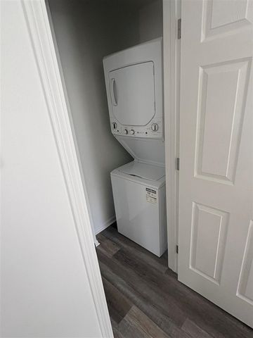 194 Hunters Lane 37, Rockford, MI 49341