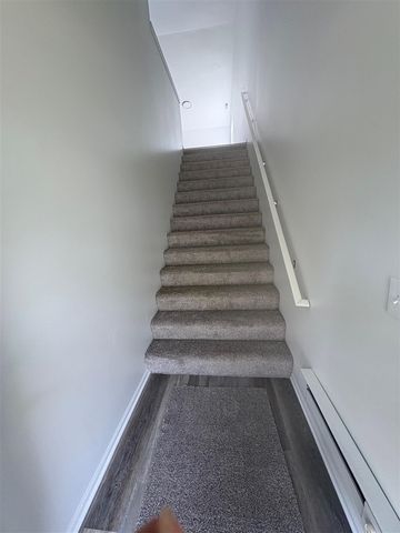 194 Hunters Lane 37, Rockford, MI 49341