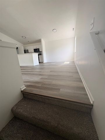 194 Hunters Lane 37, Rockford, MI 49341