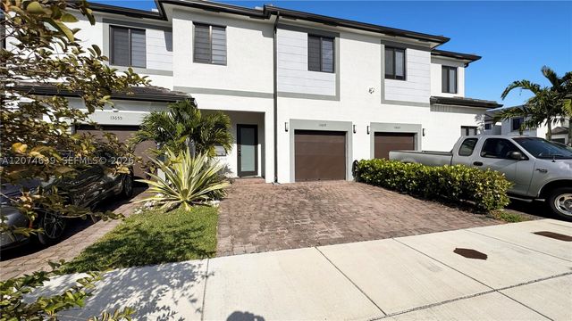 13659 SW 158th Ave, Miami, FL 33196