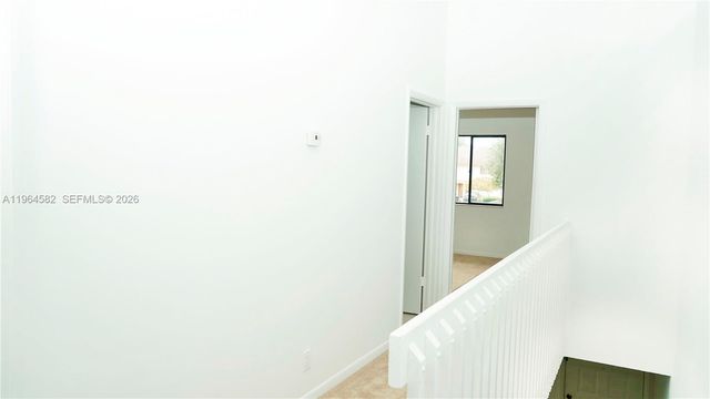 7041 SW 42nd Pl, Davie, FL 33314