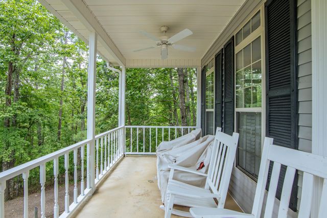 40 BUCK RUB CV, Savannah, TN 38372